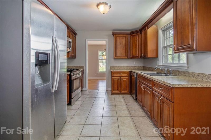 7209 Starvalley Dr, Charlotte, NC 28210