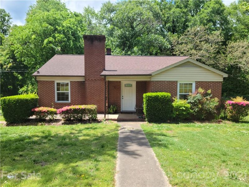 1907 27th St, Hickory, NC 28601