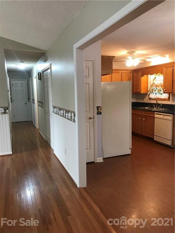 4920 Thoreau Dr, Conover, NC 28613