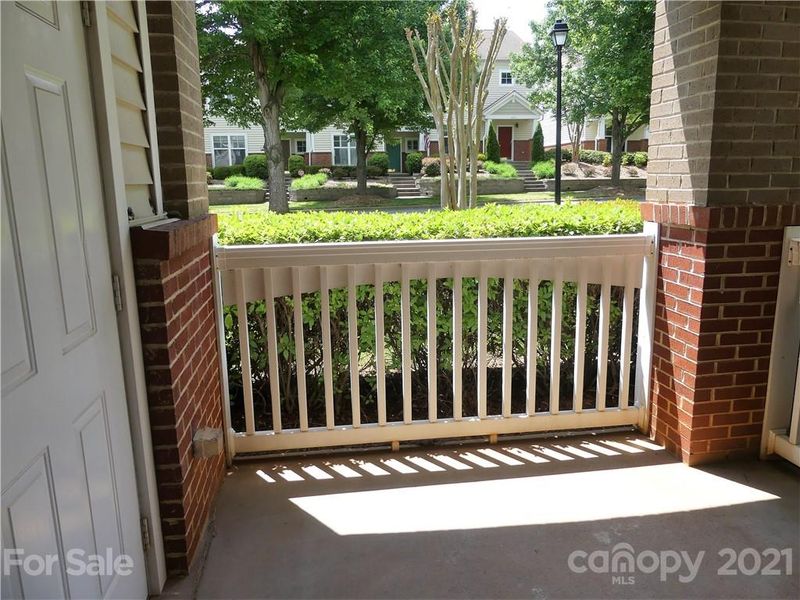 16811 Doe Valley Ct, Cornelius, NC 28031