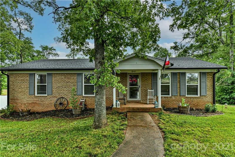 841 Kathryn Dr, Concord, NC 28025
