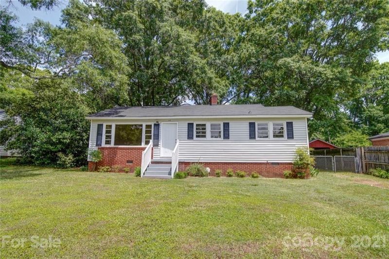 69 Pinecrest Dr SW, Concord, NC 28027