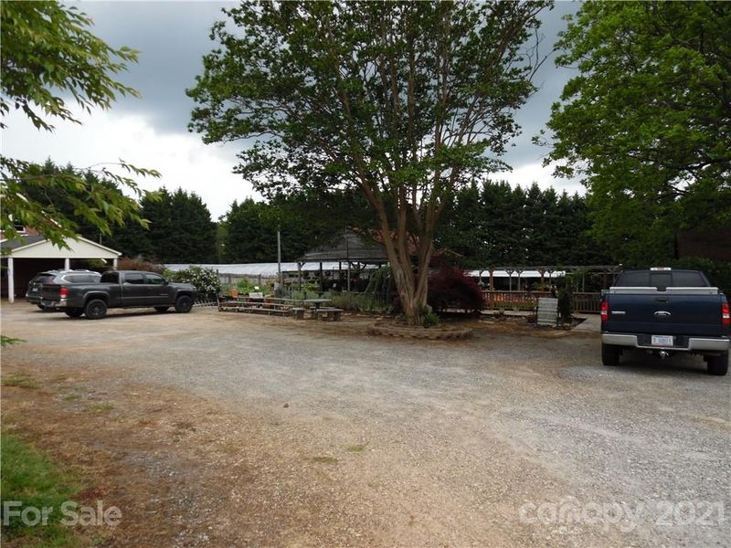 4462 County Home Rd, Conover, NC 28613