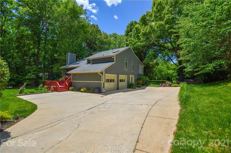3034 Shallowood Ln, Charlotte, NC 28277