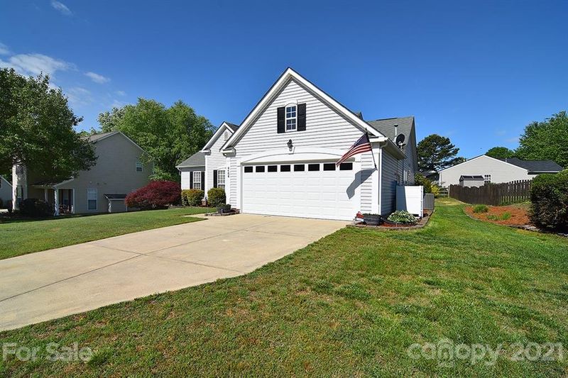 5105 Ashie Ave, Matthews, NC 28104