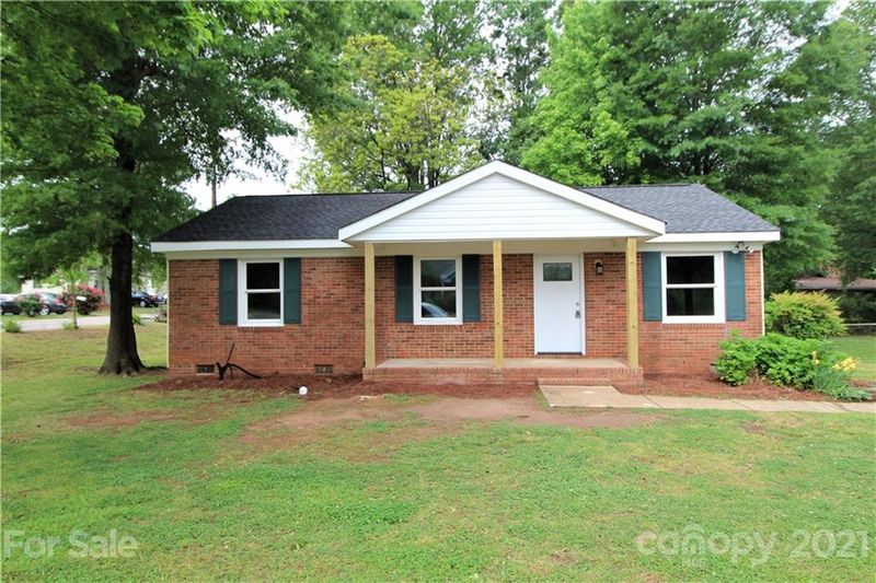 101 Carroway Ln, Clover, SC 29710
