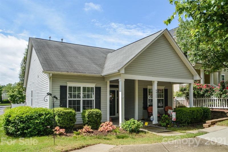 8820 Arrowhead Place Ln, Cornelius, NC 28031