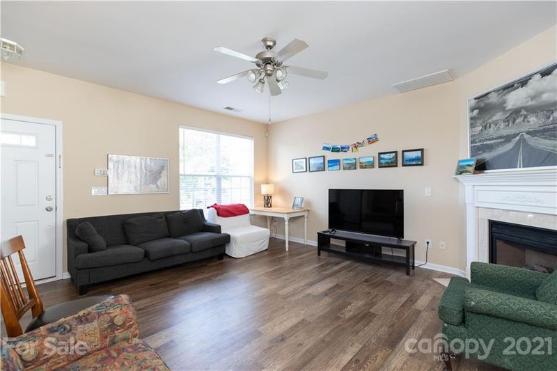 827 Lacebark Dr, Rock Hill, SC 29732
