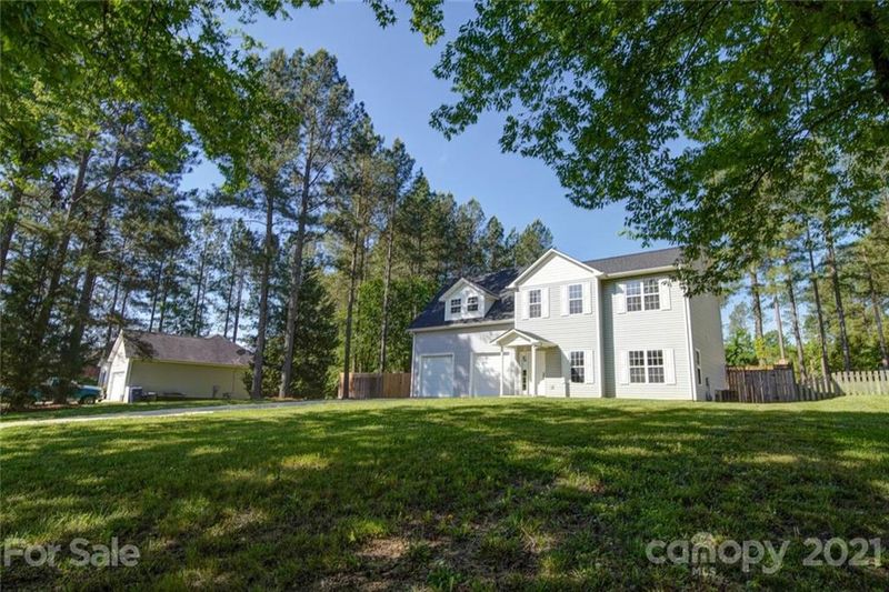 8806 Erbach Ln, Mount Pleasant, NC 28124