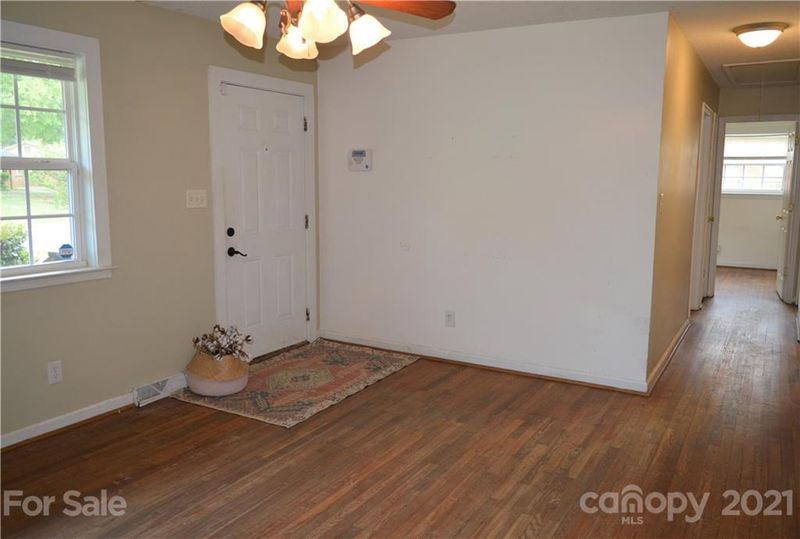 808 Bilmark Ave, Charlotte, NC 28213