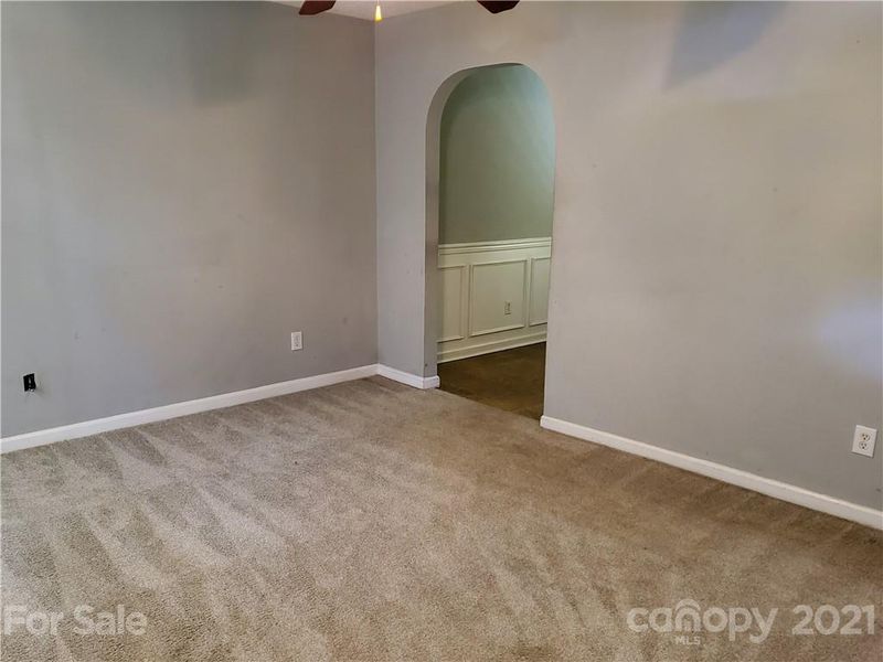2309 Blue Hampton Ln, Charlotte, NC 28213