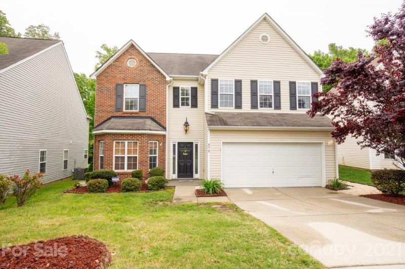 4219 Springhaven Dr, Charlotte, NC 28269