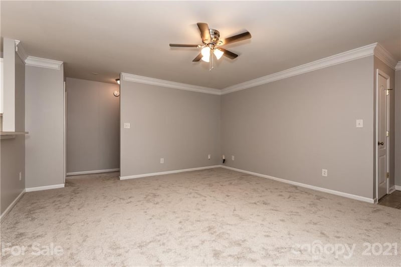 907 Matthews School Rd, Matthews, NC 28105