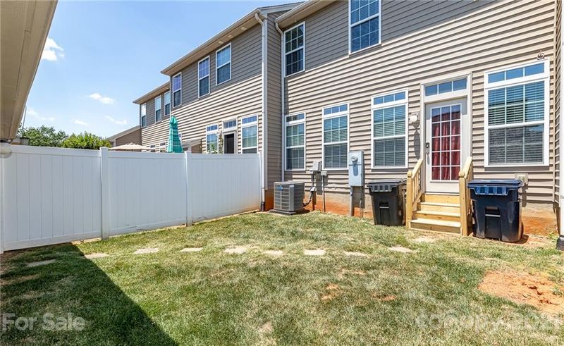 8161 Bridgegate Dr, Huntersville, NC 28078