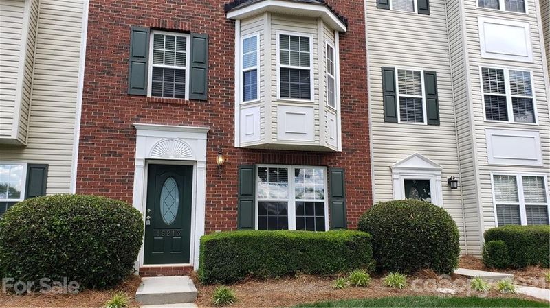 16213 Peachmont Dr, Cornelius, NC 28031