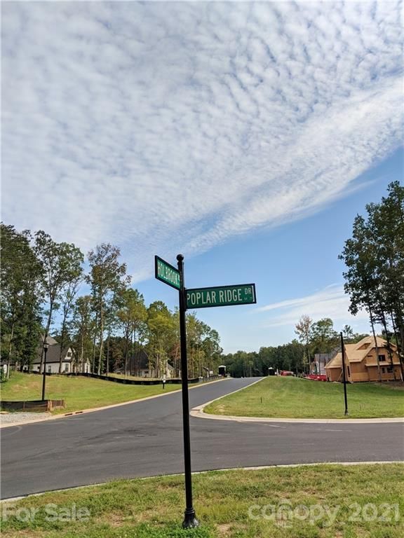 2925 Holbrook Rd, Fort Mill, SC 29715