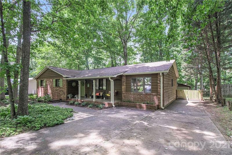 221 Blackberry Trl, Concord, NC 28027