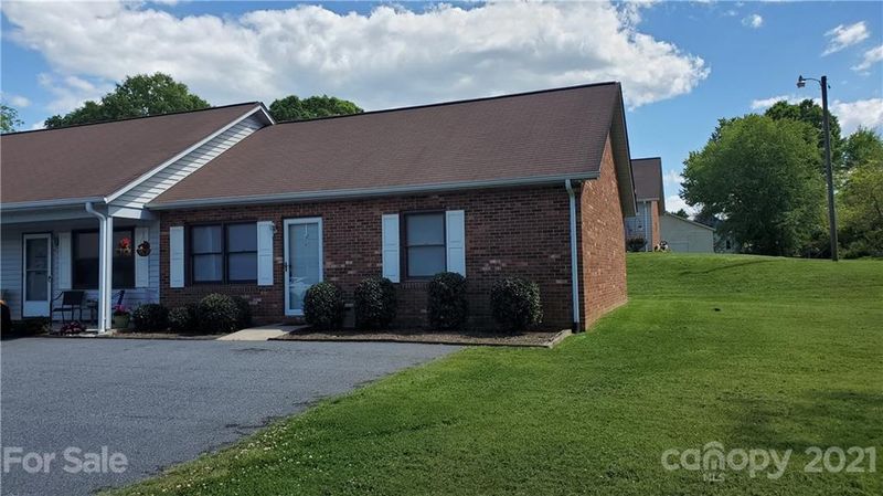 115 23rd St NW, Hickory, NC 28601