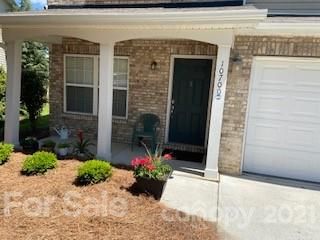 10700 Parnie Ct, Charlotte, NC 28213