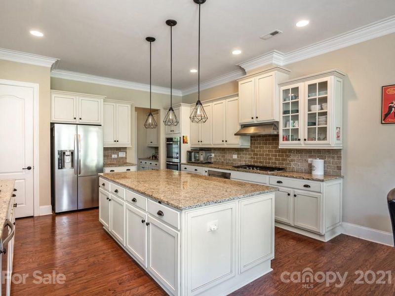 8105 Caesars Head Dr, Waxhaw, NC 28173