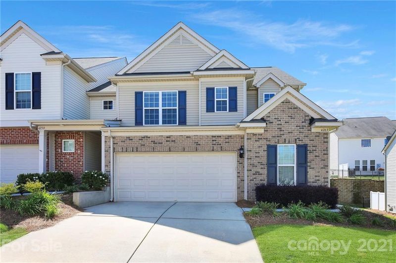 4763 Mount Royal Ln, Charlotte, NC 28210