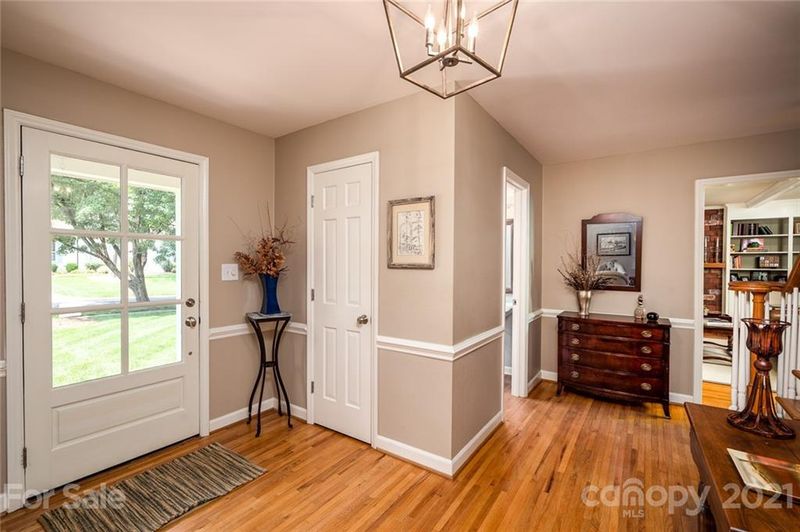 3401 Stocktie Rd, Charlotte, NC 28210