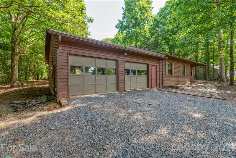 14807 Brighton Pl, Charlotte, NC 28227