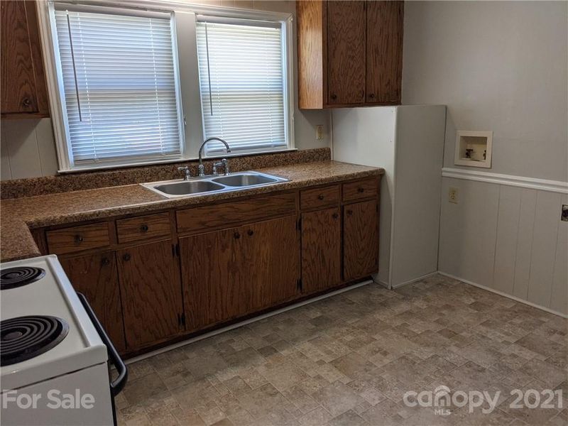1331 N Second St, Gastonia, NC 28054