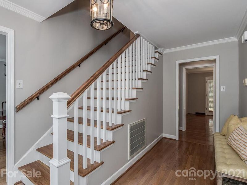 2500 Innsbrook Rd, Charlotte, NC 28226