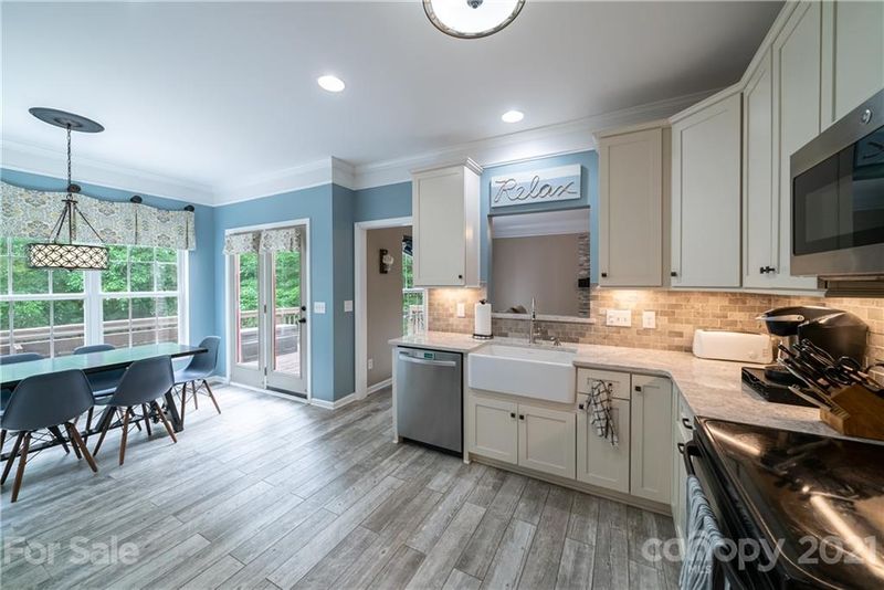 7610 Windsor Forest Pl, Harrisburg, NC 28075