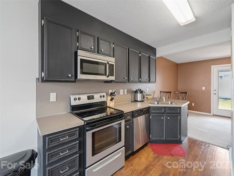 3293 White Oak Ct #G3, Claremont, NC 28610
