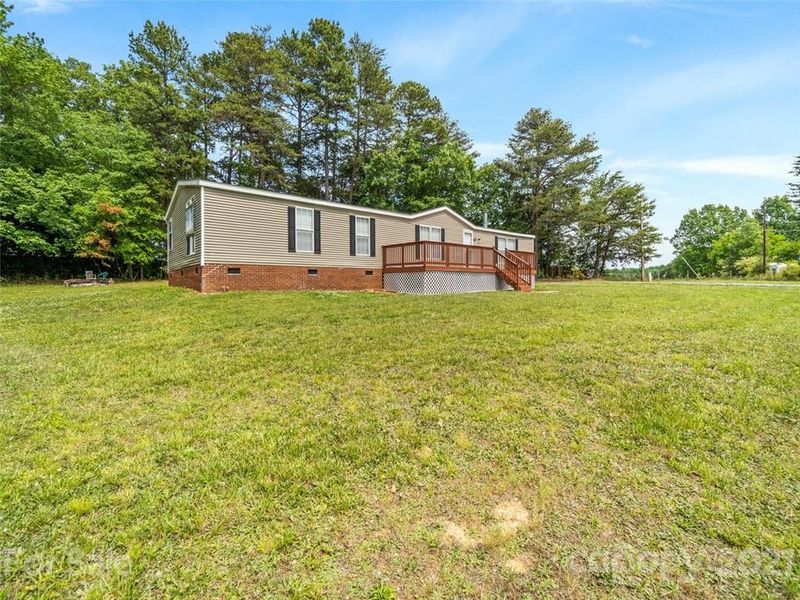 2920 Eastcliff Dr, Maiden, NC 28650