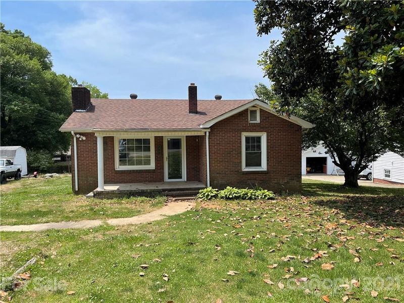 208 Highland Ave, Concord, NC 28027