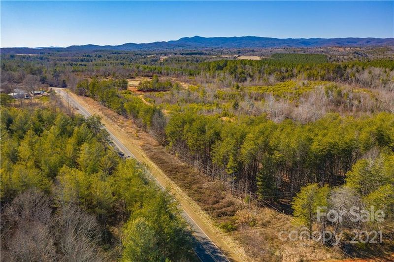 000 Pea Ridge Rd, Lawndale, NC 28090