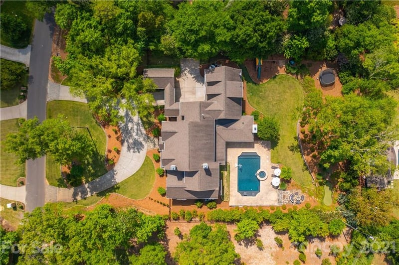 4715 Carmel Club Dr, Charlotte, NC 28226
