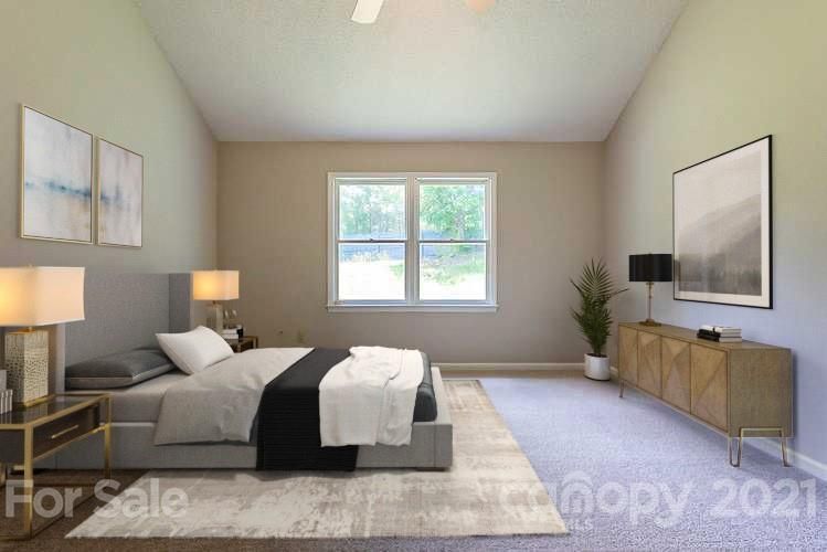 10629 Canyon Rd, Charlotte, NC 28214