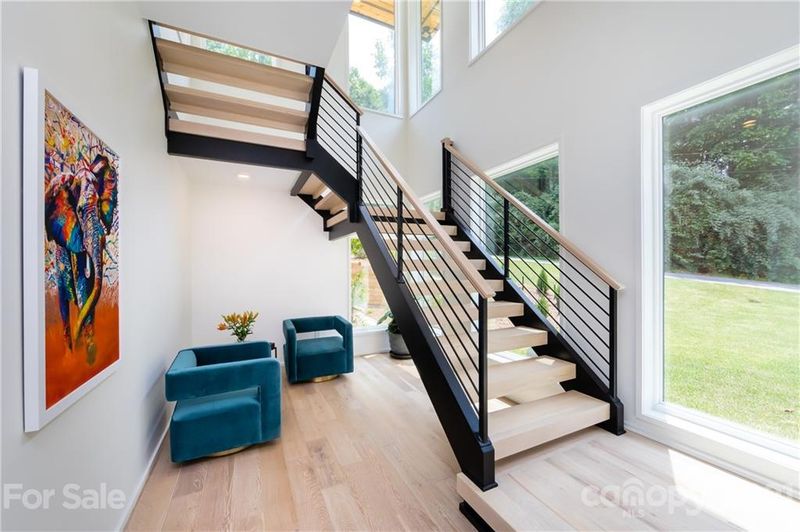 9313 Valley Rd, Charlotte, NC 28270