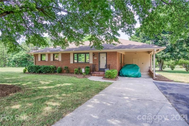 4825 W Sugar Creek Rd, Charlotte, NC 28269