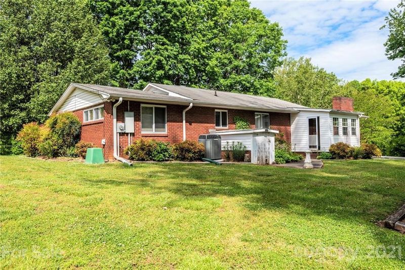 2450 S Us 321 Hw, Newton, NC 28658