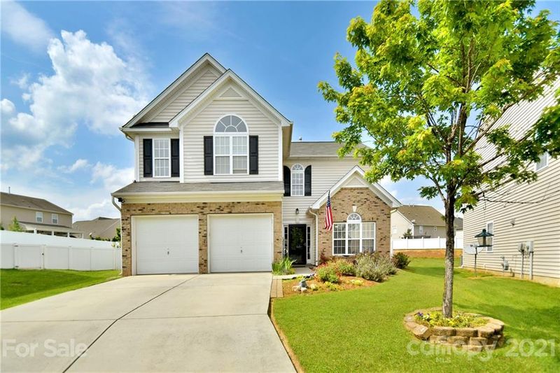 10924 Sand River Ct, Davidson, NC 28036
