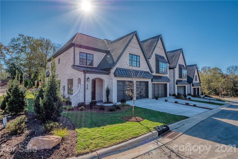 317 Audrey Pl #4, Charlotte, NC 28226