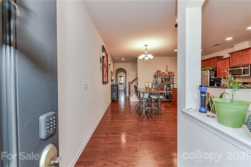 18434 Catawba Ave, Cornelius, NC 28031