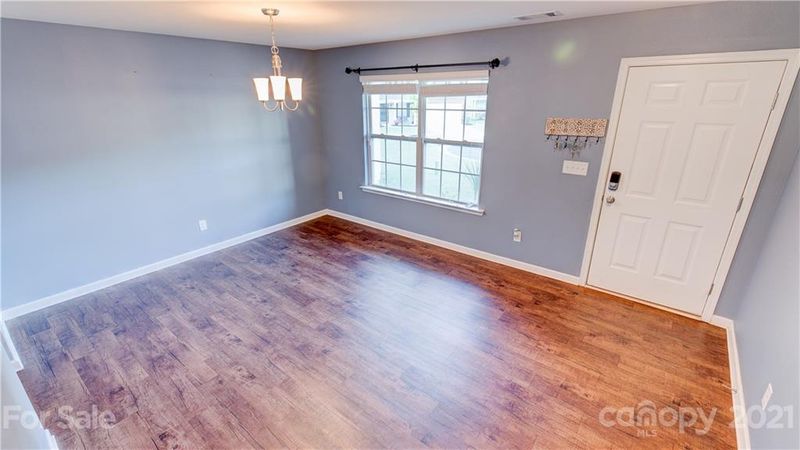 5415 Park Brook Dr, Charlotte, NC 28269