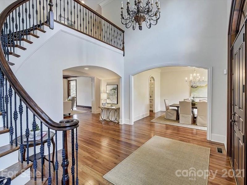 3341 Leamington Ln, Charlotte, NC 28226