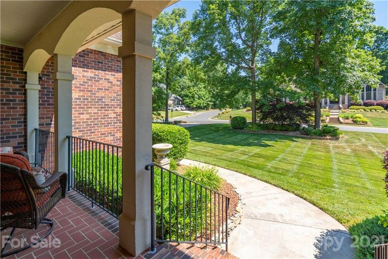 6607 Fox Ridge Cir, Davidson, NC 28036
