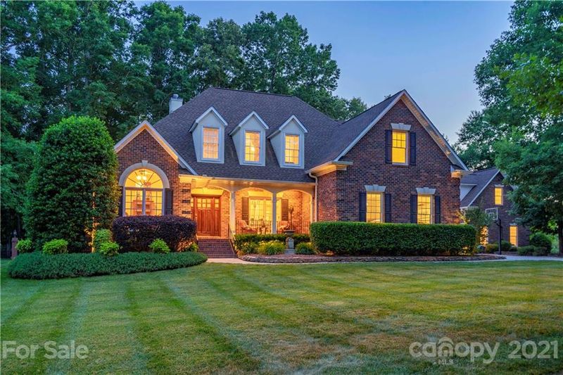 6607 Fox Ridge Cir, Davidson, NC 28036