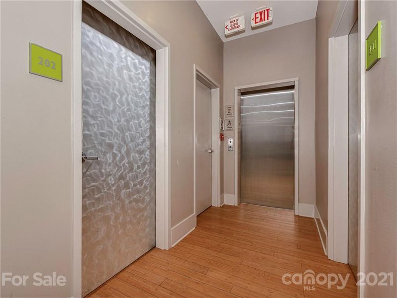 507 E 34th St #202, Charlotte, NC 28205
