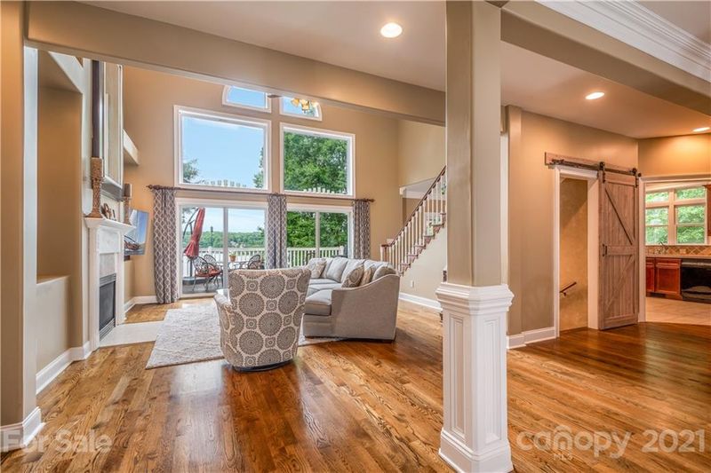 8156 Summit Ridge Dr, Catawba, NC 28609