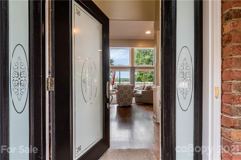 8156 Summit Ridge Dr, Catawba, NC 28609