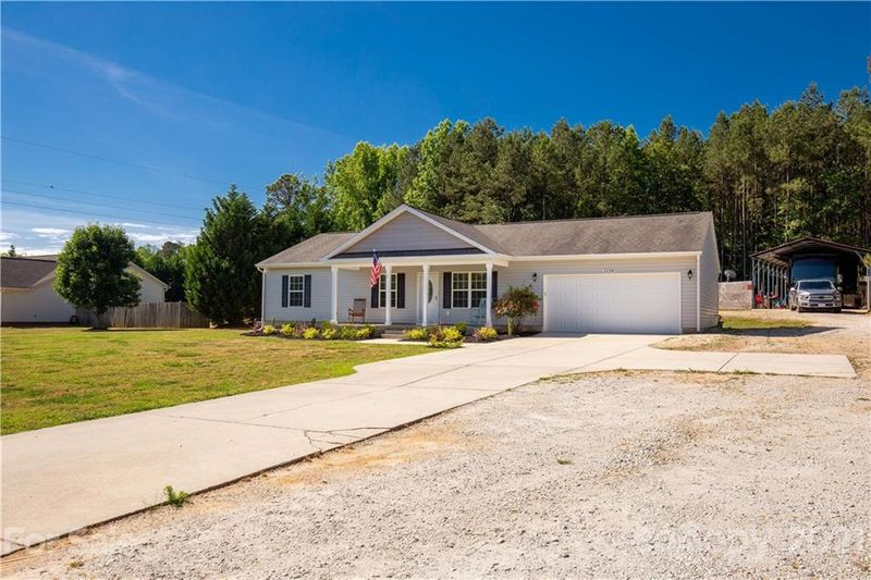 5150 Taxahaw Rd, Lancaster, SC 29720